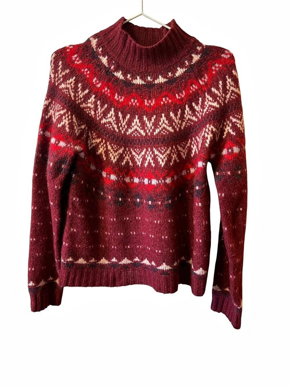 American Eagle Fair Isle Turtleneck Sweater Red White Size Medium